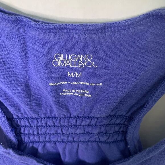 Gillian and O’Malley shirt - Picture 3 of 5